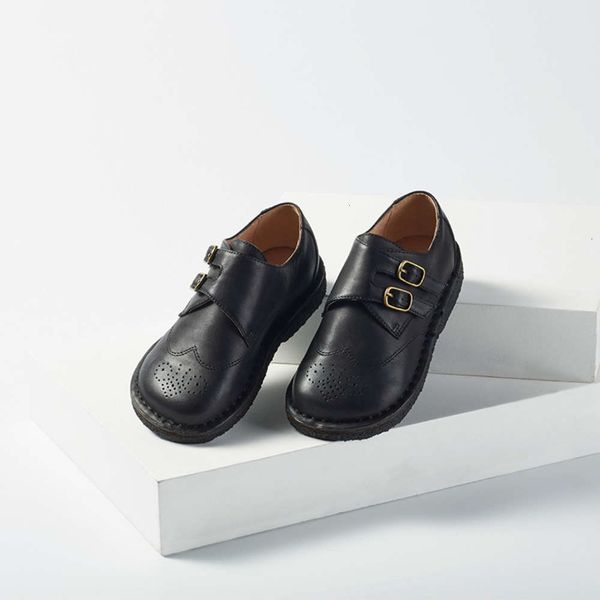 and high middle end 2019 new children's velcro student leather sho with soft sol, Black;red
and high middle end 2019 new children's velcro student leather sho with soft sol, Black;red