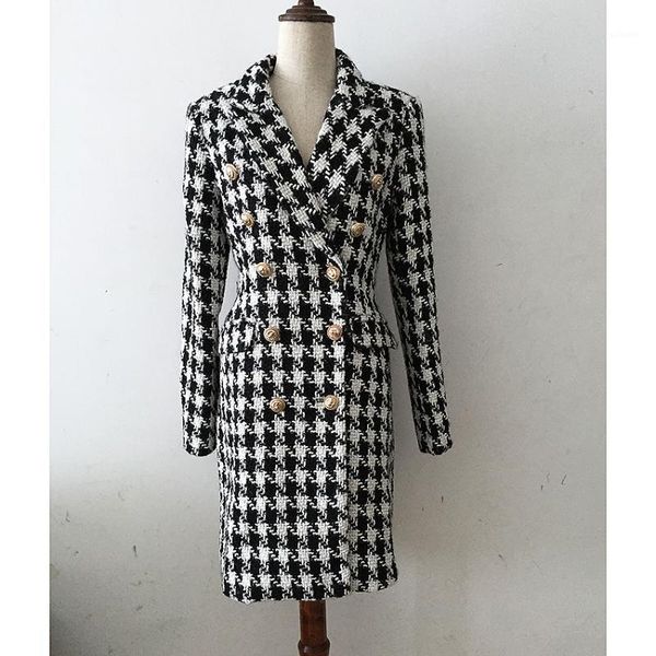 2021 christimas women new new stylish designer wool coat women's double breasted lion buttons houndstooth long coat1, Black
2021 christimas women new new stylish designer wool coat women's double breasted lion buttons houndstooth long coat1, Black