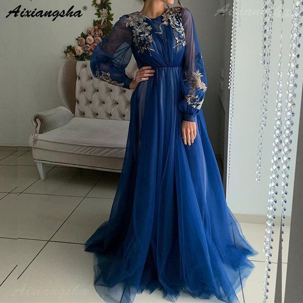 royal blue muslim evening dresses 2019 a-line lace appliques flowers tulle islamic dubai saudi arabic long sleeves evening gown1, White;black
royal blue muslim evening dresses 2019 a-line lace appliques flowers tulle islamic dubai saudi arabic long sleeves evening gown1, White;black