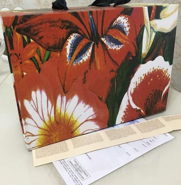 new marmont women gift box with invoice certificate card accessories
new marmont women gift box with invoice certificate card accessories