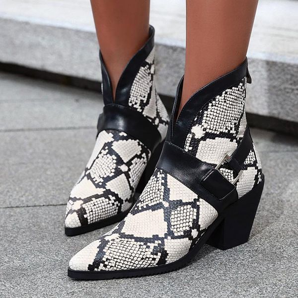 boots aiweiyi thick high heels women pointed toe snake print zip footwear shoes female winter woman 2021, Black
boots aiweiyi thick high heels women pointed toe snake print zip footwear shoes female winter woman 2021, Black