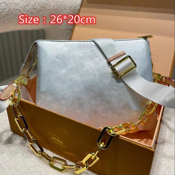 22ss luxury organ handbag women chain shoulder bag letter embossed wash bags with one shoulder and oblique span cross body
22ss luxury organ handbag women chain shoulder bag letter embossed wash bags with one shoulder and oblique span cross body