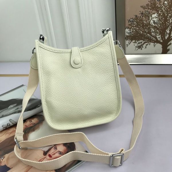 white leather ladies shoulder bag handbag wallet backpack main card holder duffle bag women handbags handbag horsebit card holder, Black;white
white leather ladies shoulder bag handbag wallet backpack main card holder duffle bag women handbags handbag horsebit card holder, Black;white