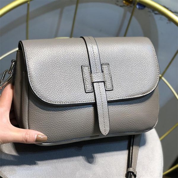 100% genuine cow leather shoulder crossbody bag women designer handbags lady small flap messenger bag
100% genuine cow leather shoulder crossbody bag women designer handbags lady small flap messenger bag