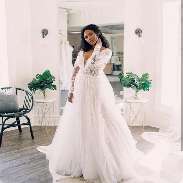 2021 plus size lace wedding dresses a line v-neck long sleeves bridal gowns white african bridal gown robe de mariee marriage dress
2021 plus size lace wedding dresses a line v-neck long sleeves bridal gowns white african bridal gown robe de mariee marriage dress