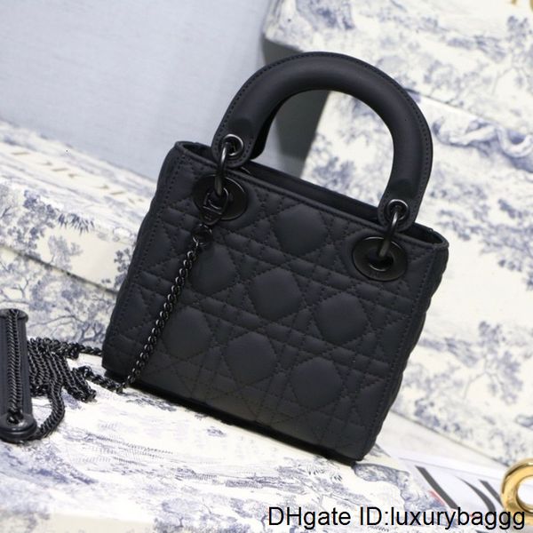 designer luxury 3a handbags purses women shoulder genuine leather with houndstooth fabric crossbodybag saddle handbag bag
designer luxury 3a handbags purses women shoulder genuine leather with houndstooth fabric crossbodybag saddle handbag bag