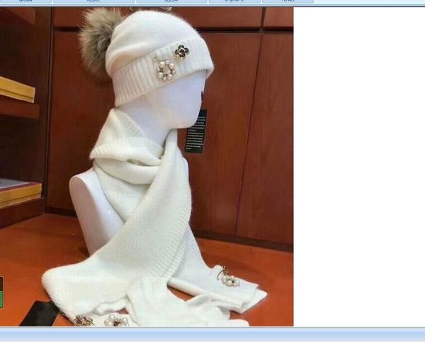2020 cotton knitting white scarves and hats and gloves sets with flowers women winter comfortable warm sets with box, Blue;gray
2020 cotton knitting white scarves and hats and gloves sets with flowers women winter comfortable warm sets with box, Blue;gray