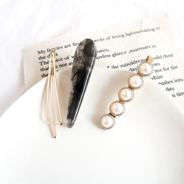 national style marbling barrettes combination romantic aura pearl fringe clip side clip hairpin hair accessories fashion design, Golden;white
national style marbling barrettes combination romantic aura pearl fringe clip side clip hairpin hair accessories fashion design, Golden;white