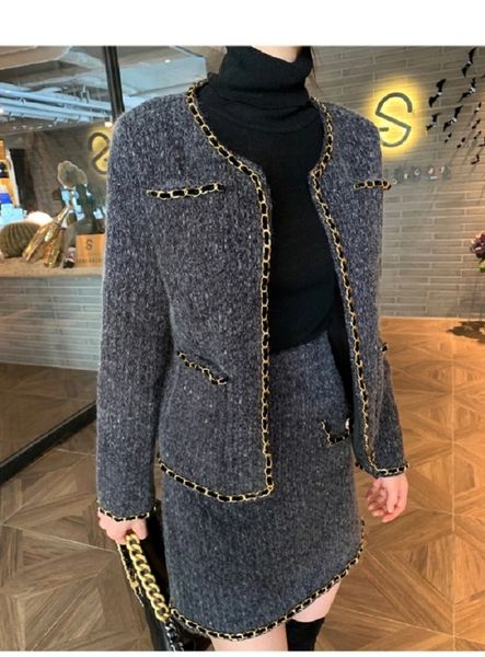 korean version of the autumn and winter office lady woolen coat + short skirt two-piece suit, White
korean version of the autumn and winter office lady woolen coat + short skirt two-piece suit, White