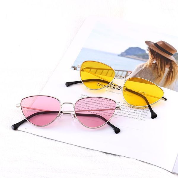 women fashion 2020 trending products vintage ladies cat eye transparent purple sun glasses tiny festival feminino1, White;black
women fashion 2020 trending products vintage ladies cat eye transparent purple sun glasses tiny festival feminino1, White;black