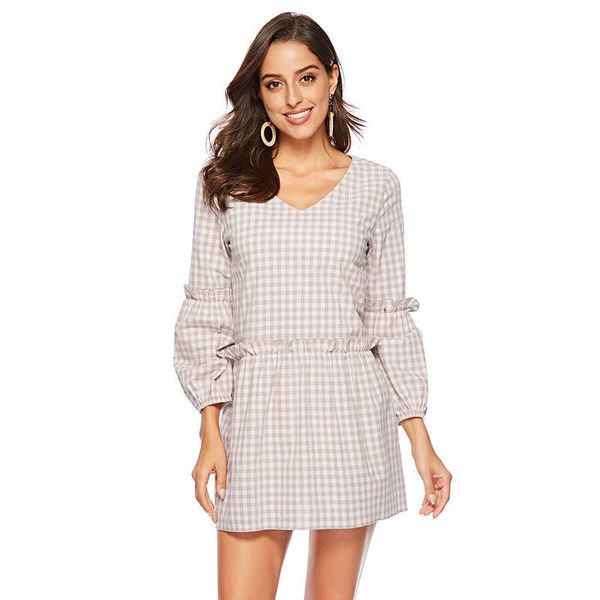 autumn / winter 2020 new women's small square long sleeve sweet style dress, Black;gray
autumn / winter 2020 new women's small square long sleeve sweet style dress, Black;gray