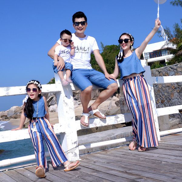 mother daughter outfits bohemian style beach dress t-shirts+shorts family look outfits family matching clothing sets lj201111, Blue
mother daughter outfits bohemian style beach dress t-shirts+shorts family look outfits family matching clothing sets lj201111, Blue
