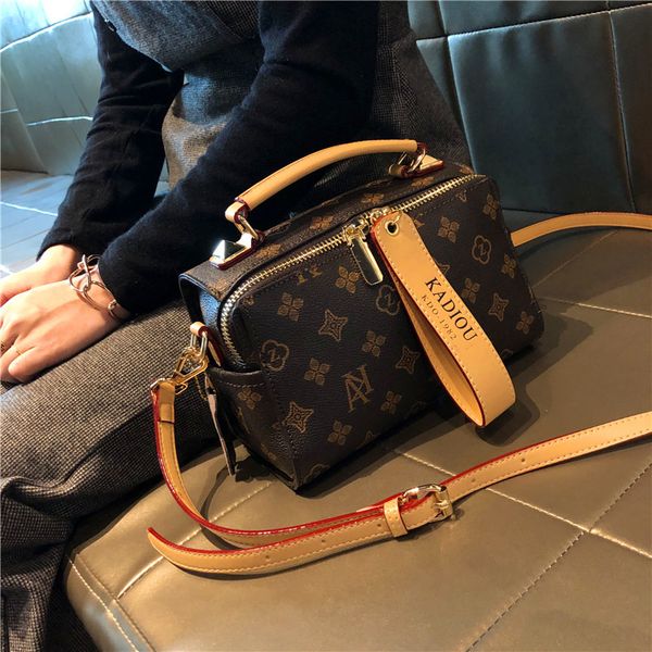 cashier form small for the women 2020 fashion genuine leather single shoulder messenger bags ladies bag fashionable purse gxbo
cashier form small for the women 2020 fashion genuine leather single shoulder messenger bags ladies bag fashionable purse gxbo