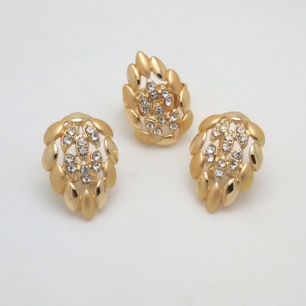 2019 kingdom ma fashion dubai gold women african beads set nigerian bridal jewelry sets wedding accessories q1219, Golden;white
2019 kingdom ma fashion dubai gold women african beads set nigerian bridal jewelry sets wedding accessories q1219, Golden;white