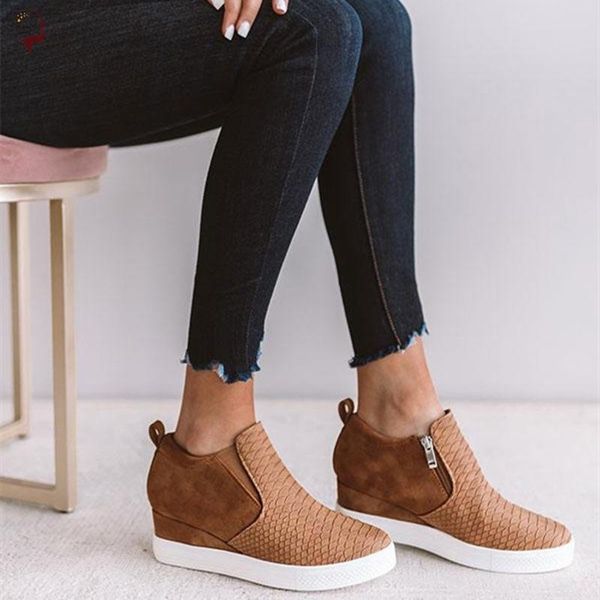 autumn and winter boots side zipper warm casual nude shoes comfortable non slip flat heel women's, Black
autumn and winter boots side zipper warm casual nude shoes comfortable non slip flat heel women's, Black