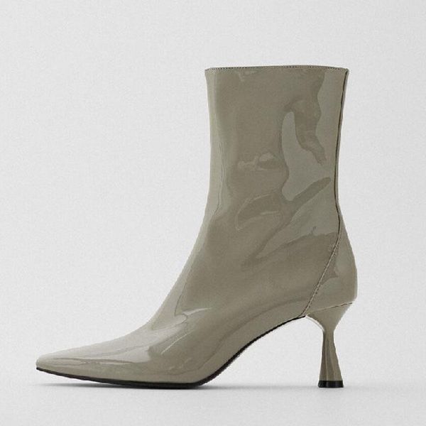 new patent leather women ankle boots shoes pointed toe thin high heels autumn winter shoes female side zip boots femmes bottes, Black
new patent leather women ankle boots shoes pointed toe thin high heels autumn winter shoes female side zip boots femmes bottes, Black