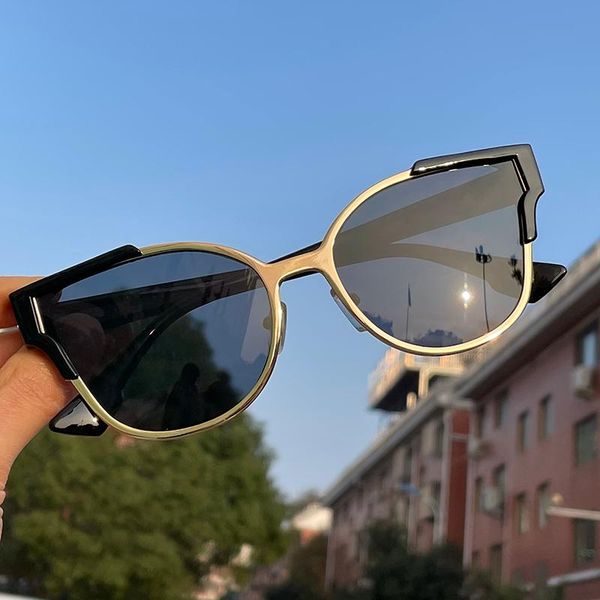 sunglasses big frame black outdoor travel sunnies mirror sun glasses for women fashion 2021 luxury oversized shades gafas retro, White;black 
sunglasses big frame black outdoor travel sunnies mirror sun glasses for women fashion 2021 luxury oversized shades gafas retro, White;black