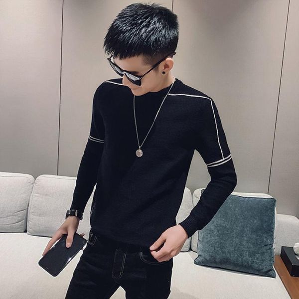 winter 2020 new sweater men's handsome korean t-shirt t-shirt with for casual autumn wear, White;black 
winter 2020 new sweater men's handsome korean t-shirt t-shirt with for casual autumn wear, White;black