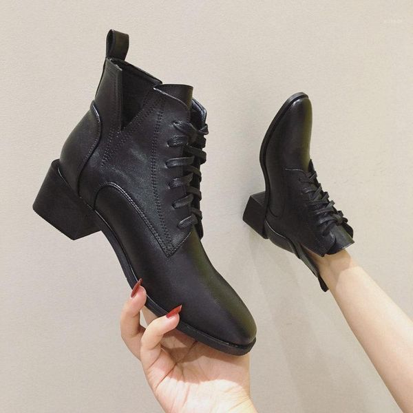 boots style middle heel ankle boot for lady thick with 2021 autumn/winter fashion versatile lacing boots1, Black
boots style middle heel ankle boot for lady thick with 2021 autumn/winter fashion versatile lacing boots1, Black