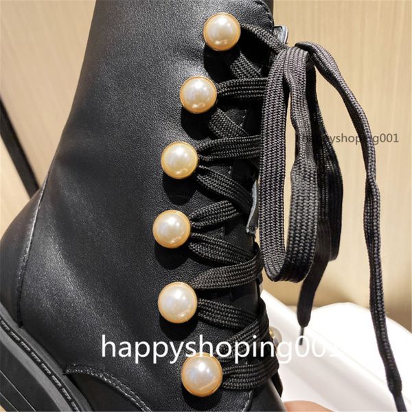2021 fashion lace-up boots women shoes boots martin boots pearl decoration with lether black size 35-39
2021 fashion lace-up boots women shoes boots martin boots pearl decoration with lether black size 35-39