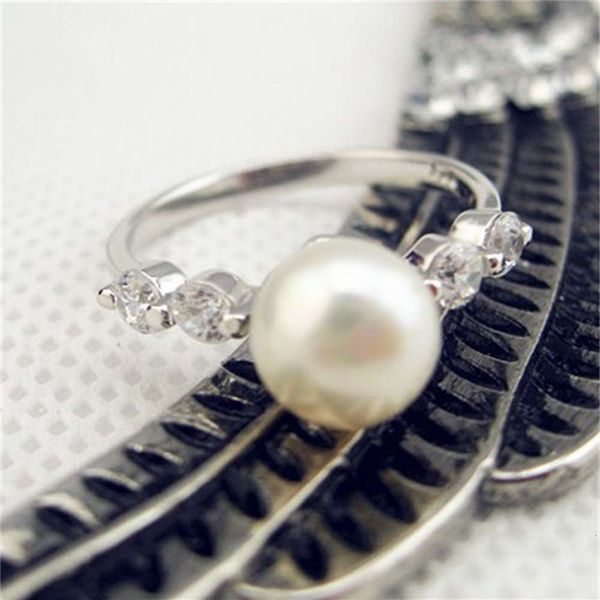 luxurys designers fashion yjz013 silver s925 lady style diamond inlaid tamsui beizhen dignified female ring temperament female diamond ring
luxurys designers fashion yjz013 silver s925 lady style diamond inlaid tamsui beizhen dignified female ring temperament female diamond ring