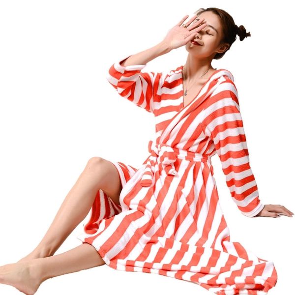 women winter long warm flannel bathrobe dressing gown cozy bath night sleepwear female robe nightgown y200429, Black;red
women winter long warm flannel bathrobe dressing gown cozy bath night sleepwear female robe nightgown y200429, Black;red