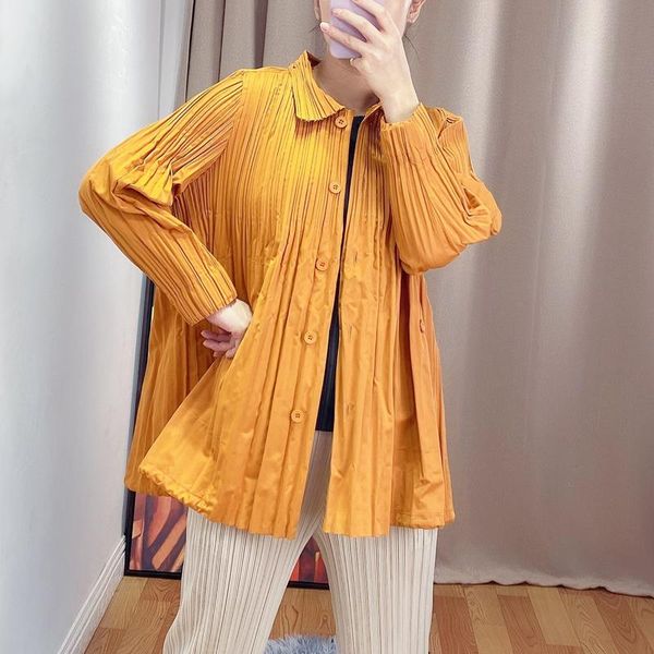 2021 autumn new women's coat miyak fold fashion large size solid color loose long-sleeved single-breasted short trench coat tied, Tan;black
2021 autumn new women's coat miyak fold fashion large size solid color loose long-sleeved single-breasted short trench coat tied, Tan;black