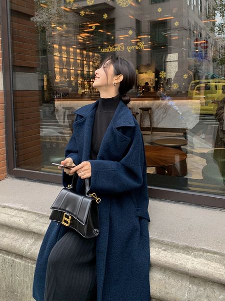 mmulvan women's medium length autumn winter 2020 new thickening temperament wool black woolen coat
mmulvan women's medium length autumn winter 2020 new thickening temperament wool black woolen coat