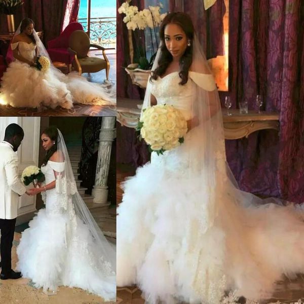 2021 new african plus size dresses off the shoulder in layers skirt mermaid wedding tulle crystal beads dress bride t6g2, White
2021 new african plus size dresses off the shoulder in layers skirt mermaid wedding tulle crystal beads dress bride t6g2, White