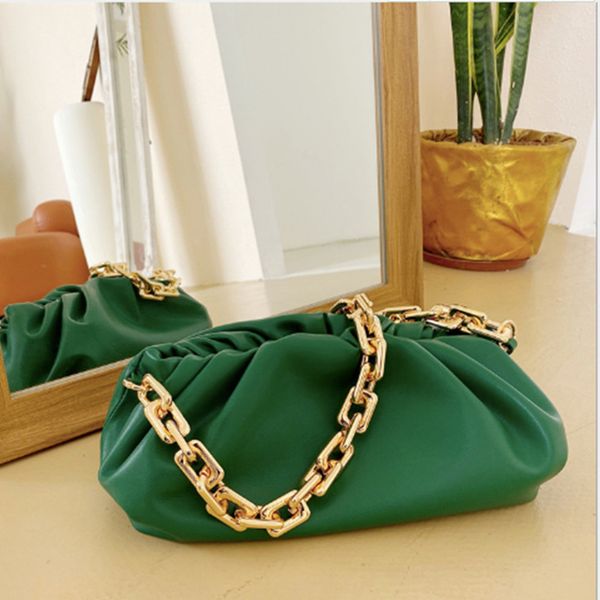 leather shoulder handbags famous designer brand soft leather ladies pouch bag with big metal chain woman luxurys designer bag 2020 
leather shoulder handbags famous designer brand soft leather ladies pouch bag with big metal chain woman luxurys designer bag 2020