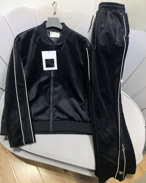2020 new autumn and winter luxury design high-definition fabric imported velvet texture suit super classic ladies clothes ing, White
2020 new autumn and winter luxury design high-definition fabric imported velvet texture suit super classic ladies clothes ing, White