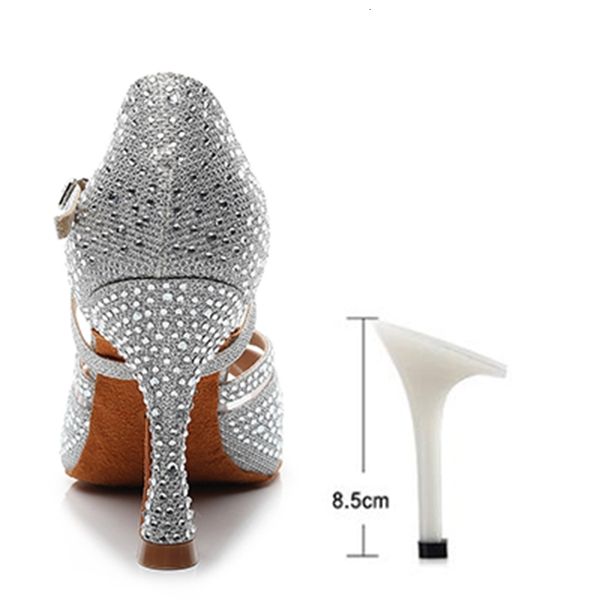 2021 new women rhinestone latin black red soft bottom ballroom salsa dancing shoes party wedding for girls dance sandals 1 1vp8
2021 new women rhinestone latin black red soft bottom ballroom salsa dancing shoes party wedding for girls dance sandals 1 1vp8