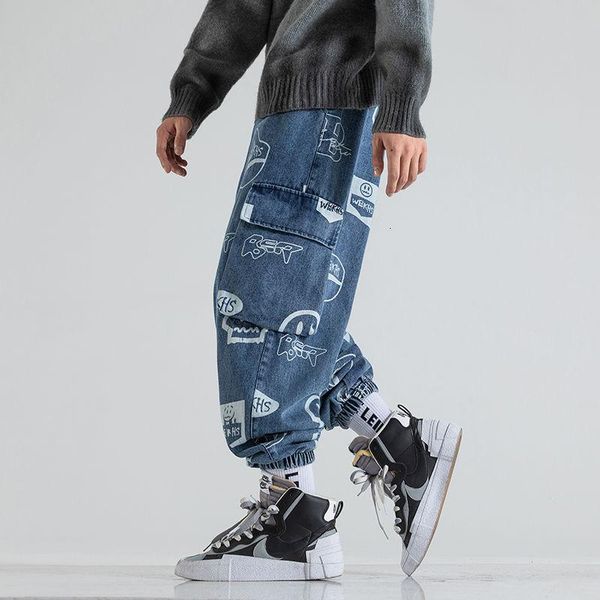 men's jeans trendy big pocket overalls loose-fitting harem pants printed letters pattern street fashion hip-hop cowboy trousers 2021, Blue
men's jeans trendy big pocket overalls loose-fitting harem pants printed letters pattern street fashion hip-hop cowboy trousers 2021, Blue