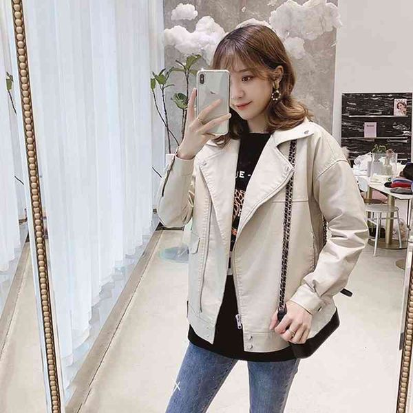 female autumn beige put on soft leather streetwear turn down collar black jacket 6anh
female autumn beige put on soft leather streetwear turn down collar black jacket 6anh