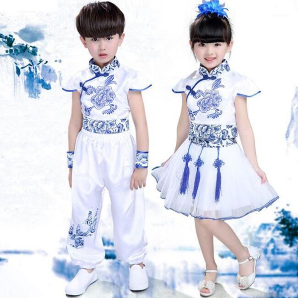 chinese folk traditional style kids dance wear costumes girls ballroom dancing dress boys party dance outfits1, Black;red
chinese folk traditional style kids dance wear costumes girls ballroom dancing dress boys party dance outfits1, Black;red