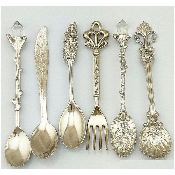 6pcs/set vintage royal style bronze carved small coffee tea spoon mini dessert spoon for snacks flatware c jlllpc home003
6pcs/set vintage royal style bronze carved small coffee tea spoon mini dessert spoon for snacks flatware c jlllpc home003