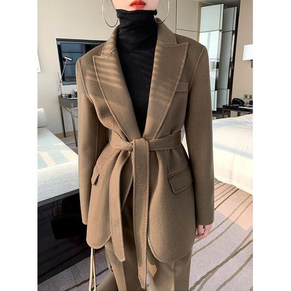 of new fund of 2020 autumn winters is double-sided wool coat coat two suits female cultivate morality quality suit, Black
of new fund of 2020 autumn winters is double-sided wool coat coat two suits female cultivate morality quality suit, Black