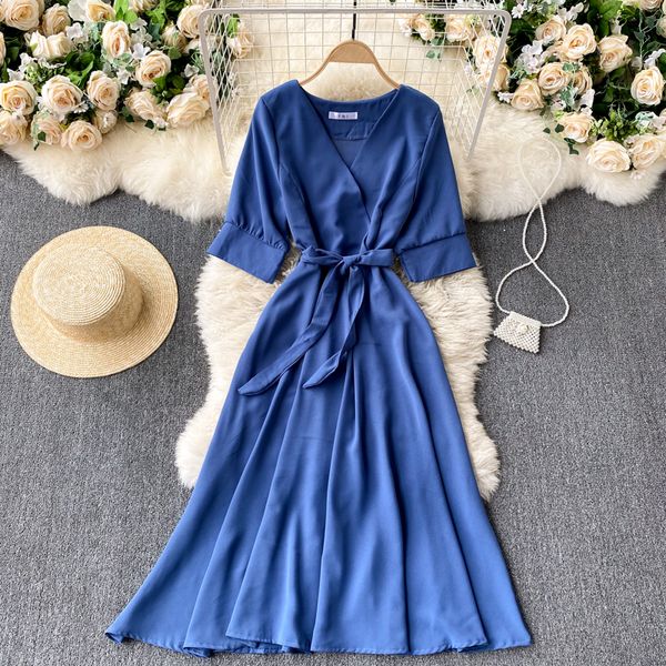 2021 new elegant female singiny dressed solid short-sleeve lace up to office gowns line summer streetwear dress long 64ar, Black;gray
2021 new elegant female singiny dressed solid short-sleeve lace up to office gowns line summer streetwear dress long 64ar, Black;gray