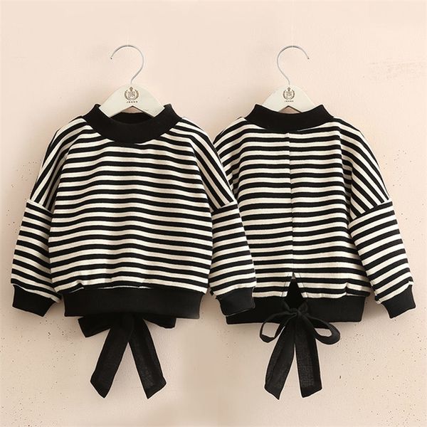 2020 autumn spring 3 4 6 8 10 12 years children o-neck knitted pullover cotton white black striped sweater for kids baby girls lj200818, Blue
2020 autumn spring 3 4 6 8 10 12 years children o-neck knitted pullover cotton white black striped sweater for kids baby girls lj200818, Blue