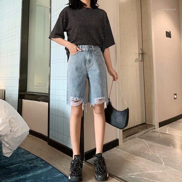 women's shorts women's 2021 summer loose korean version of the straight thin high waist versatile five-point casual shorts1, White;black
women's shorts women's 2021 summer loose korean version of the straight thin high waist versatile five-point casual shorts1, White;black