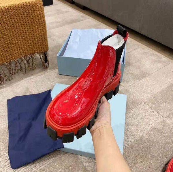 woman italy lug-sole red patent leather boots pull-on elasticized sides heel tab monolith patent leather booties shoes 35-39, Black
woman italy lug-sole red patent leather boots pull-on elasticized sides heel tab monolith patent leather booties shoes 35-39, Black