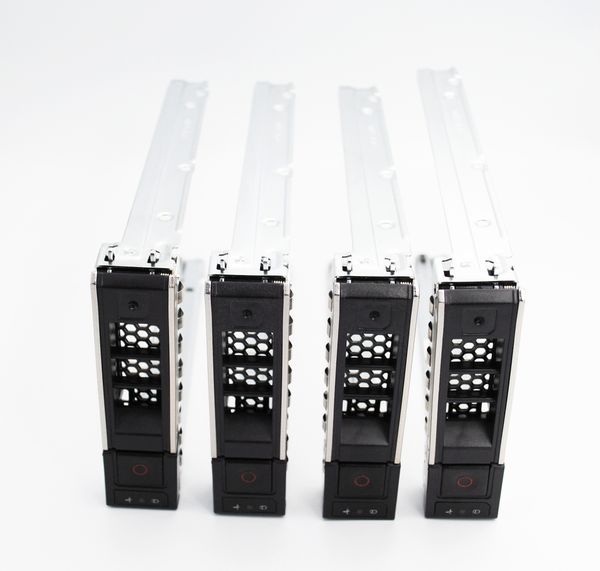 3.5" x7k8w 0x7k8w sas sata hard drive caddy for 14th gen r440 r640 r740 r740xd r940 r6415 r7415 r7425 poweredge servers - swap bracket
3.5" x7k8w 0x7k8w sas sata hard drive caddy for 14th gen r440 r640 r740 r740xd r940 r6415 r7415 r7425 poweredge servers - swap bracket