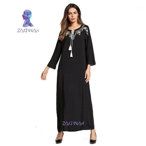 5797 middle eastern muslim long dress embroidered ethnic style dress arab robe dubai caftan kaftan islam clothing for women1, Red
5797 middle eastern muslim long dress embroidered ethnic style dress arab robe dubai caftan kaftan islam clothing for women1, Red