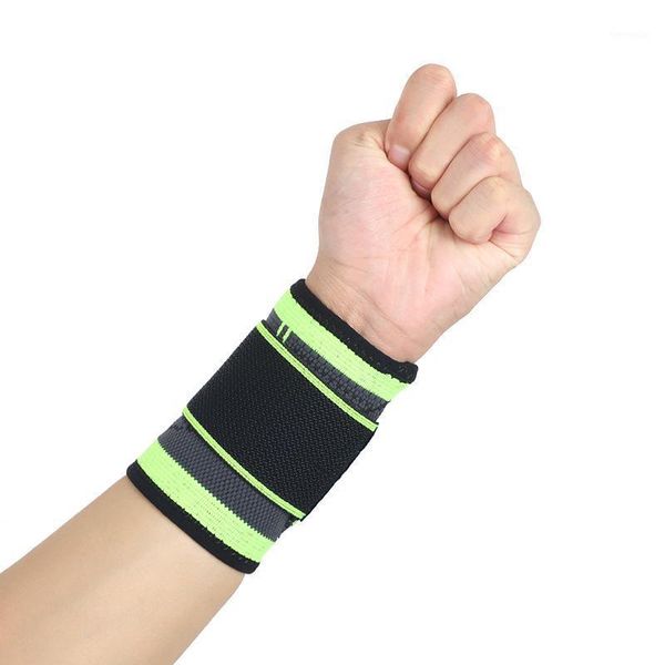 outdoor sports fitness compression wristband riding basketball badminton tennis wear-resistant breathable wrist wrist1, Black;red
outdoor sports fitness compression wristband riding basketball badminton tennis wear-resistant breathable wrist wrist1, Black;red