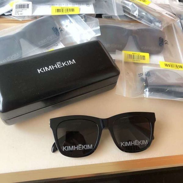 plate polarizing sunglasses kimhekim black sunglasses double letter kimh kim, White;black
plate polarizing sunglasses kimhekim black sunglasses double letter kimh kim, White;black