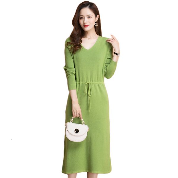 green women's winter dress with low-cut v 2020 new korean fashion loose bottoming belt knitted sweater women's, Black;gray
green women's winter dress with low-cut v 2020 new korean fashion loose bottoming belt knitted sweater women's, Black;gray