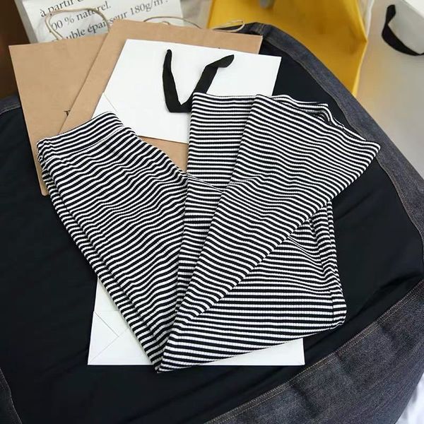 2021 new wide-legged, striped black and white high feel curtain release long female trousers showing thin net gqkw, Black;white
2021 new wide-legged, striped black and white high feel curtain release long female trousers showing thin net gqkw, Black;white