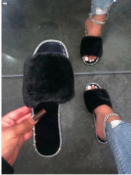 2020 winter style furry candy color rhinestones flat-bottomed flip flops plus size ladies home slippers x1020, Black
2020 winter style furry candy color rhinestones flat-bottomed flip flops plus size ladies home slippers x1020, Black