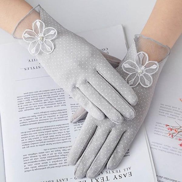 wholesale-summer women uv sunscreen short sun female gloves fashion silk lace driving of thin touch screen lady gloves, Blue;gray
wholesale-summer women uv sunscreen short sun female gloves fashion silk lace driving of thin touch screen lady gloves, Blue;gray