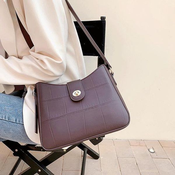 shoulder bags ranhuang arrive 2021 women's vintage flap fashion pu leather messenger girls small crossbody a1833
shoulder bags ranhuang arrive 2021 women's vintage flap fashion pu leather messenger girls small crossbody a1833